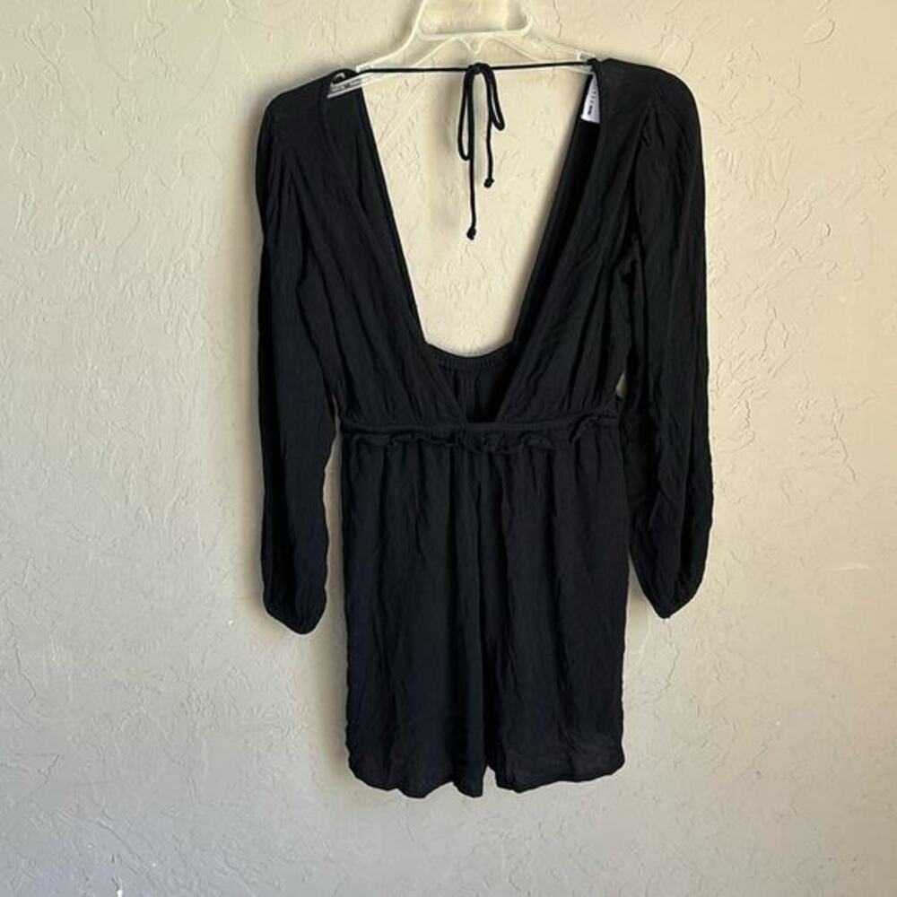 ASOS black low V‎ romper size 6 neck tie